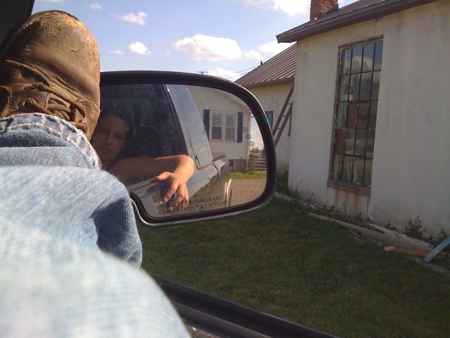 <a href="http://diydiva.net/2009/06/whooped/">Whooped</a> - After 2.7 miles of running and four hours of manual labor. Whooped