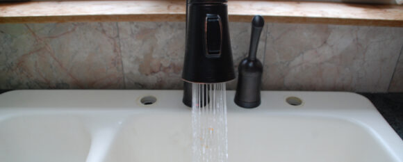 Plumbing 101 Installing A Delta Touch20 Faucet Diydiva